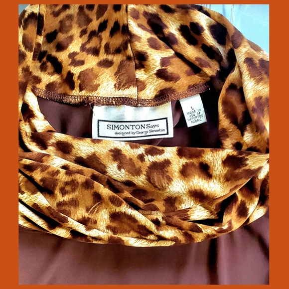Lepord Print Cowl Neck by Simonton Says - Picture 3 of 12